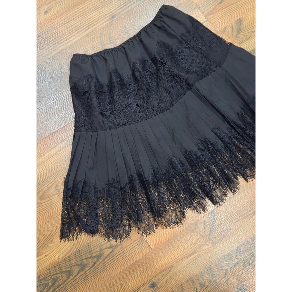Black Lace Pleated Mini Skirt Elastic Waist Layer Trim Gothic Coquette Slip Dark - Picture 2 of 5